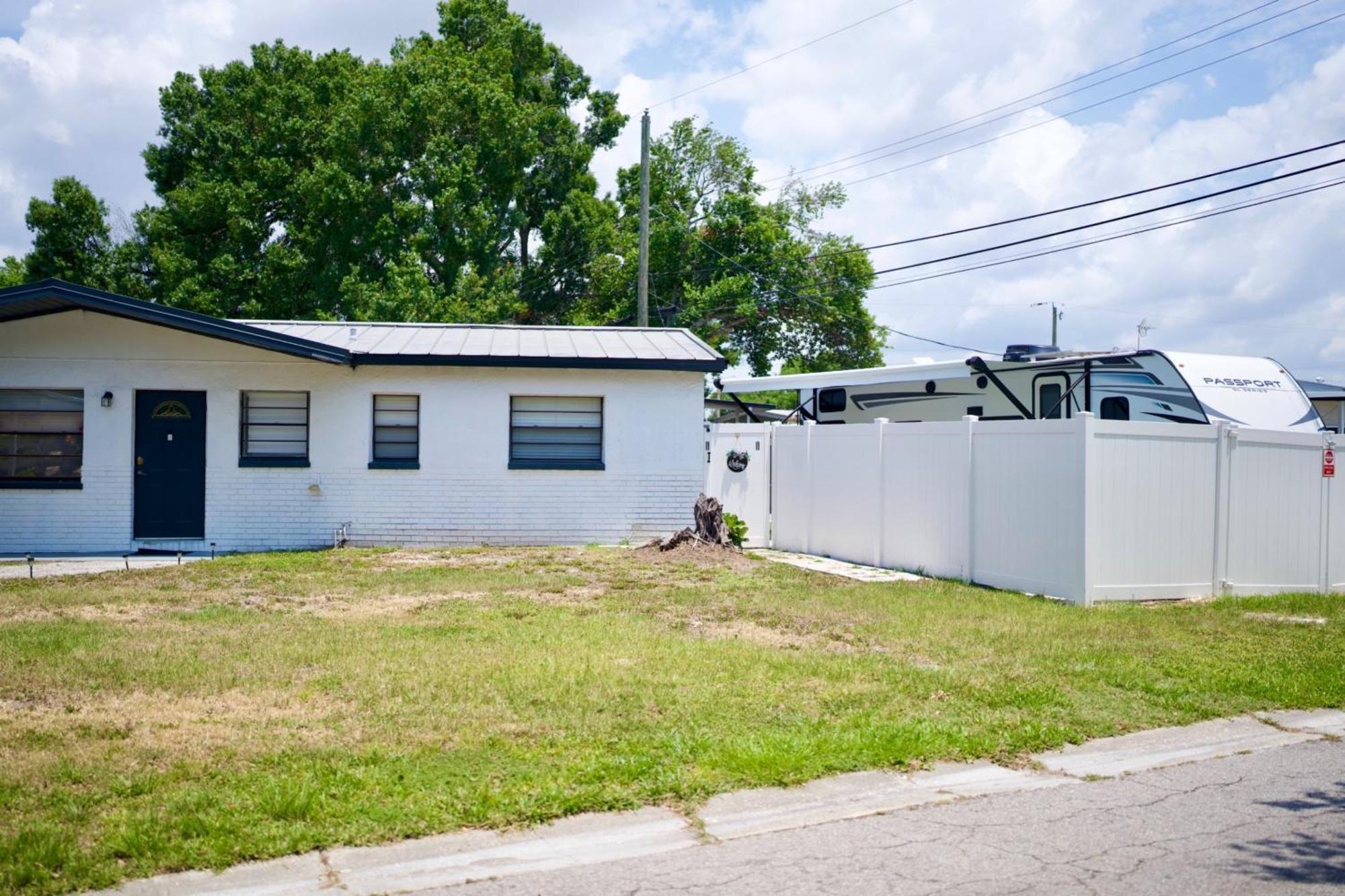 Stunning Modern Home In Tampa With Pool - Just 5 Minutes From Airport! Zewnętrze zdjęcie
