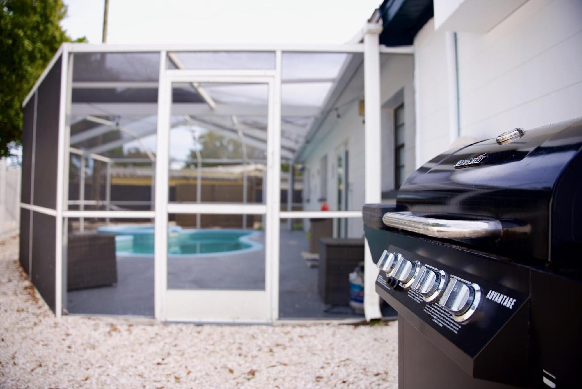 Stunning Modern Home In Tampa With Pool - Just 5 Minutes From Airport! Zewnętrze zdjęcie