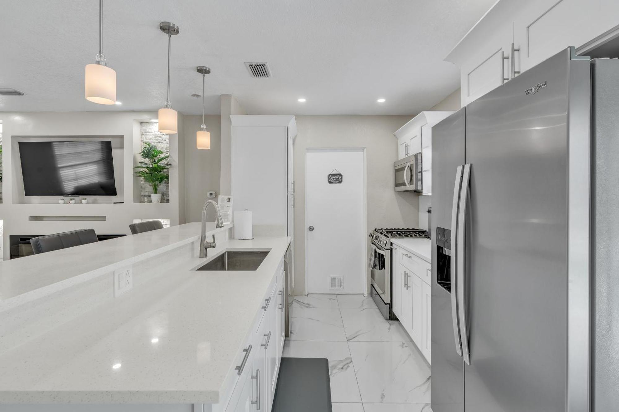 Stunning Modern Home In Tampa With Pool - Just 5 Minutes From Airport! Zewnętrze zdjęcie
