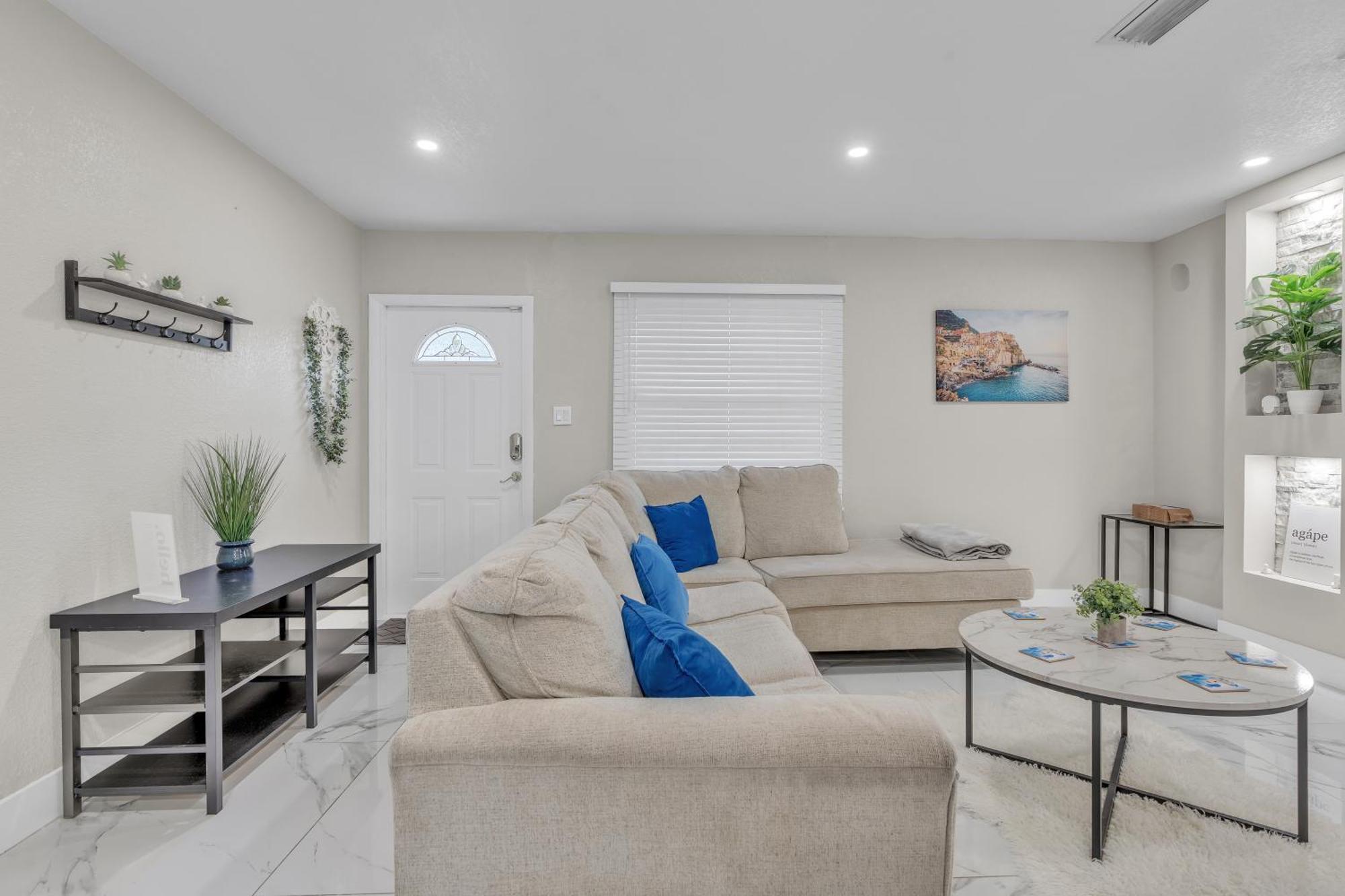 Stunning Modern Home In Tampa With Pool - Just 5 Minutes From Airport! Zewnętrze zdjęcie