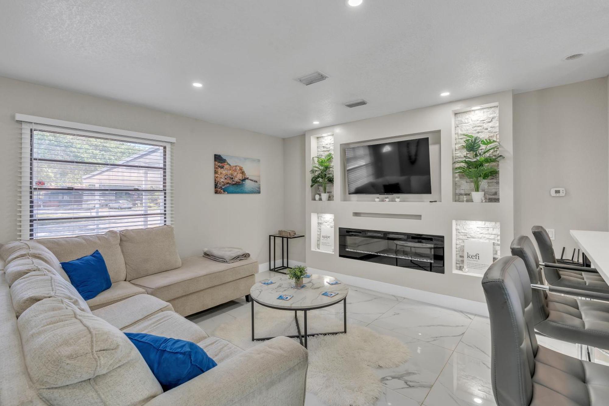 Stunning Modern Home In Tampa With Pool - Just 5 Minutes From Airport! Zewnętrze zdjęcie