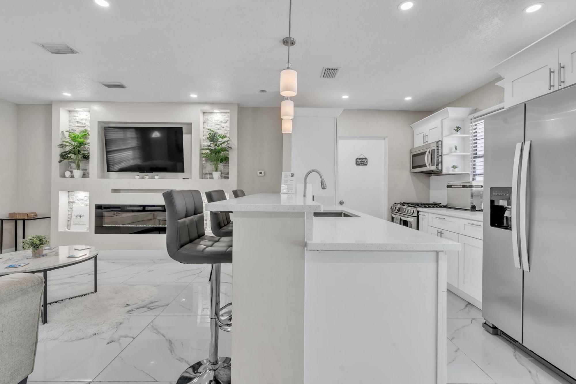 Stunning Modern Home In Tampa With Pool - Just 5 Minutes From Airport! Zewnętrze zdjęcie