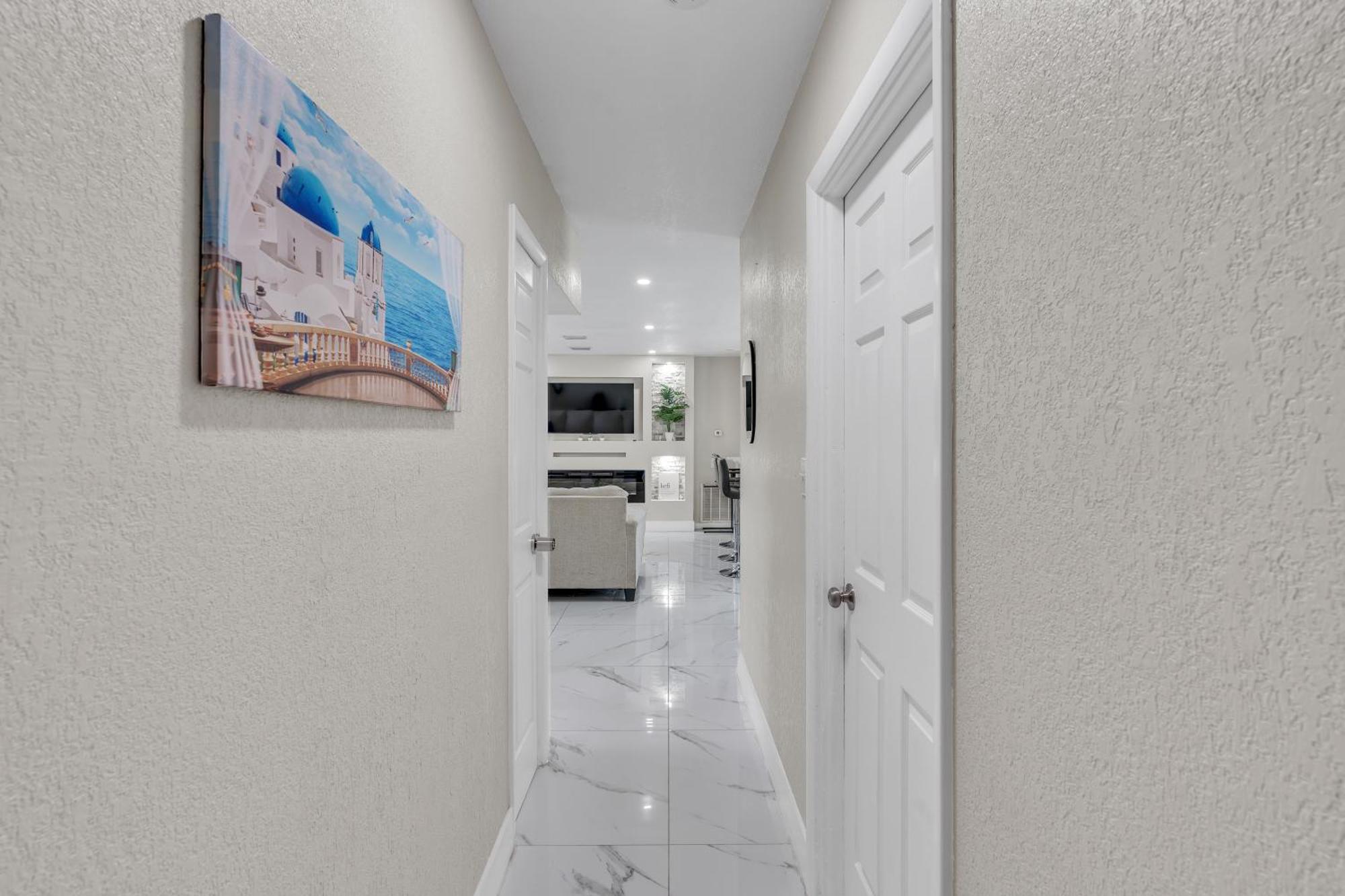 Stunning Modern Home In Tampa With Pool - Just 5 Minutes From Airport! Zewnętrze zdjęcie