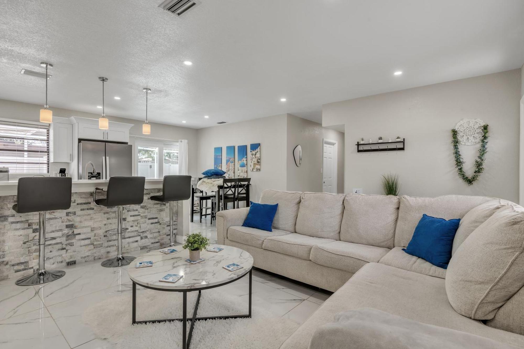 Stunning Modern Home In Tampa With Pool - Just 5 Minutes From Airport! Zewnętrze zdjęcie
